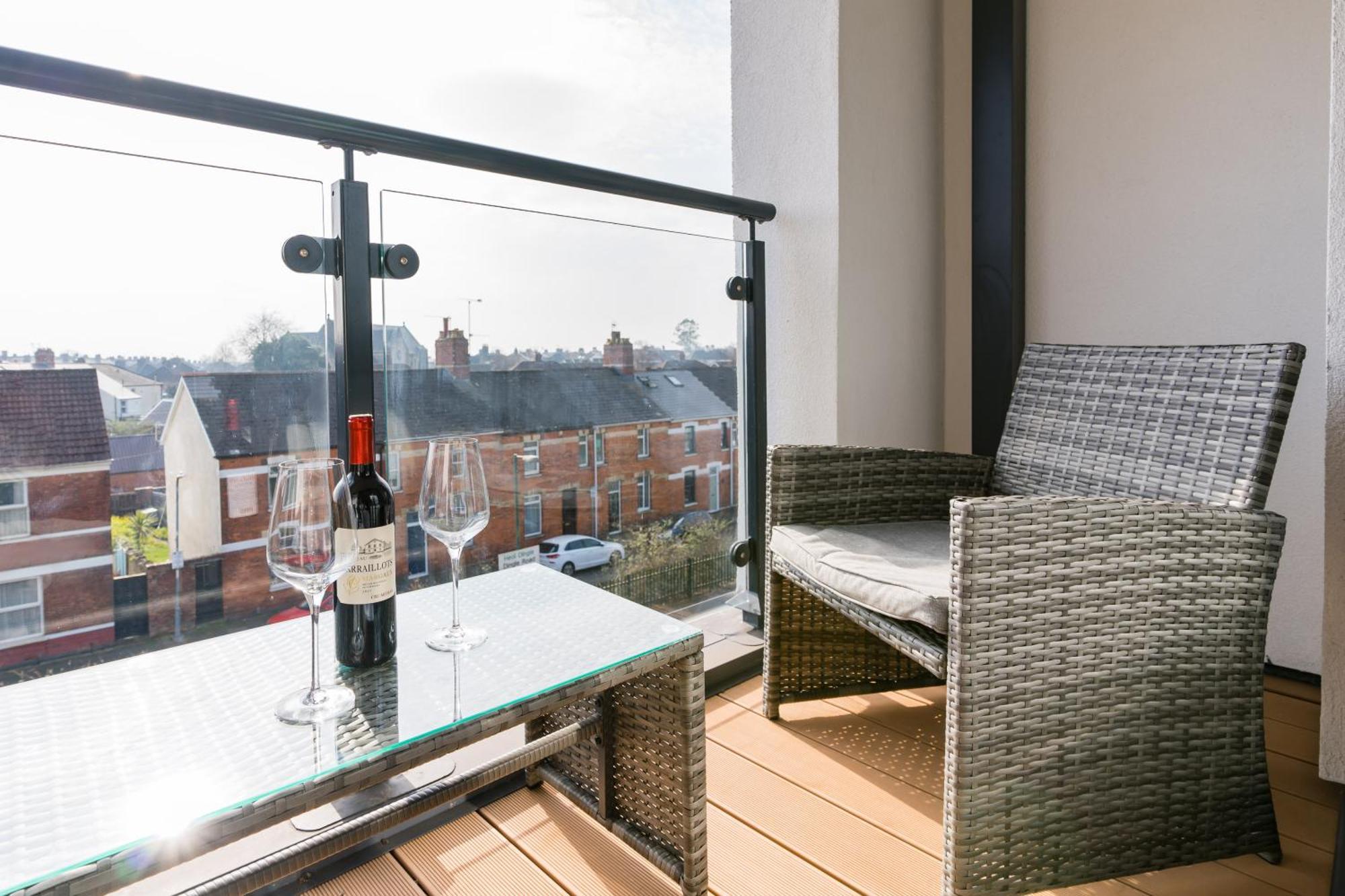 Luxe Apartments, The Moorwell, Parking, Gym - 10Mins Cardiff City Ctr Cameră foto